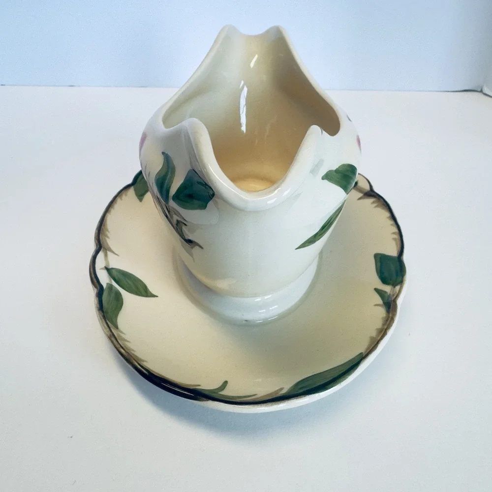 Franciscan Desert Rose Gravy Boat w/ under plate 1949-1953 MARK